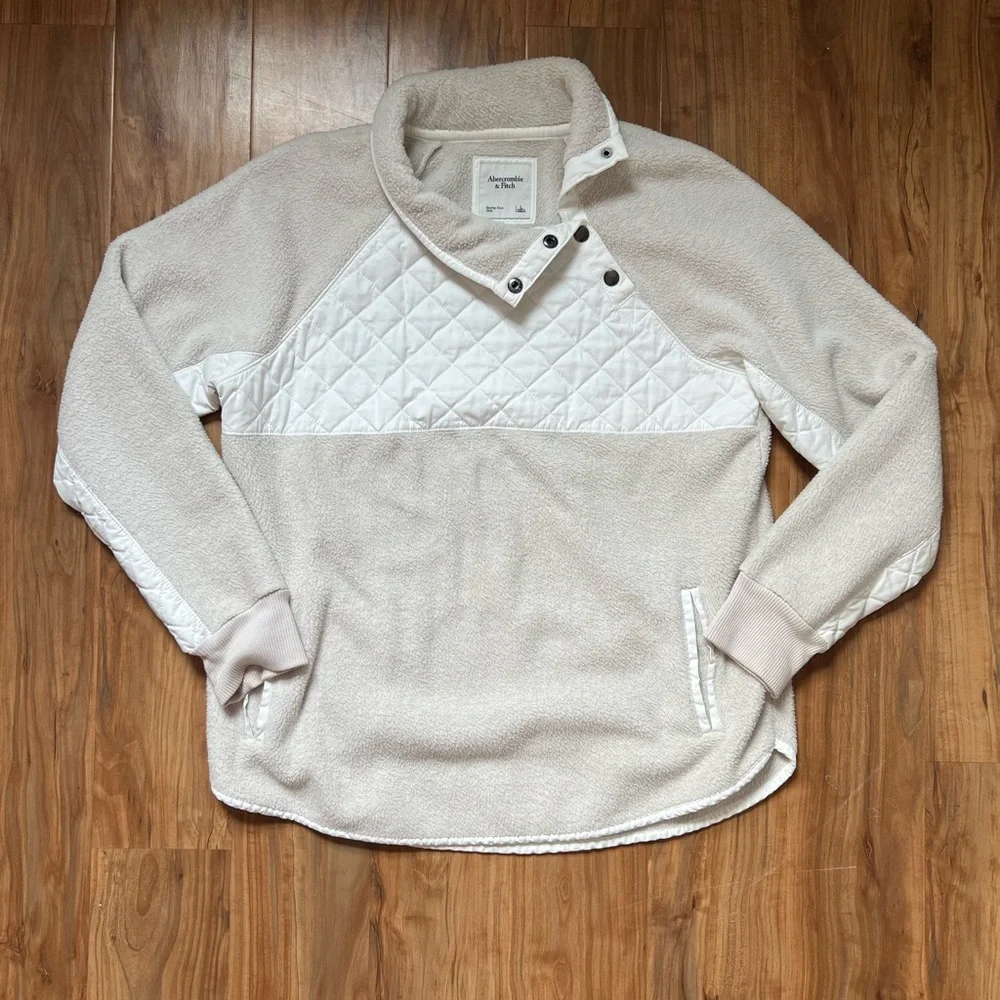 Abercrombie & Fitch Cream Quilted Cowl Neck Sweater - Picture 1 of 6